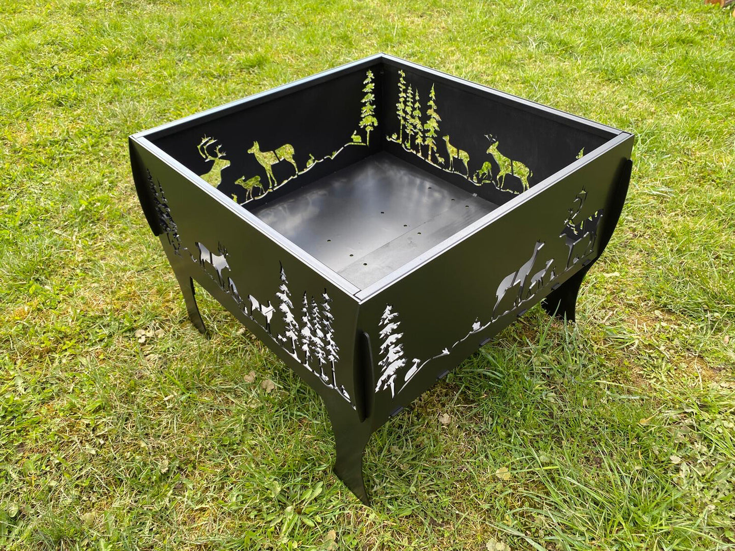 Ugunskura vieta "Brieži" 60cm