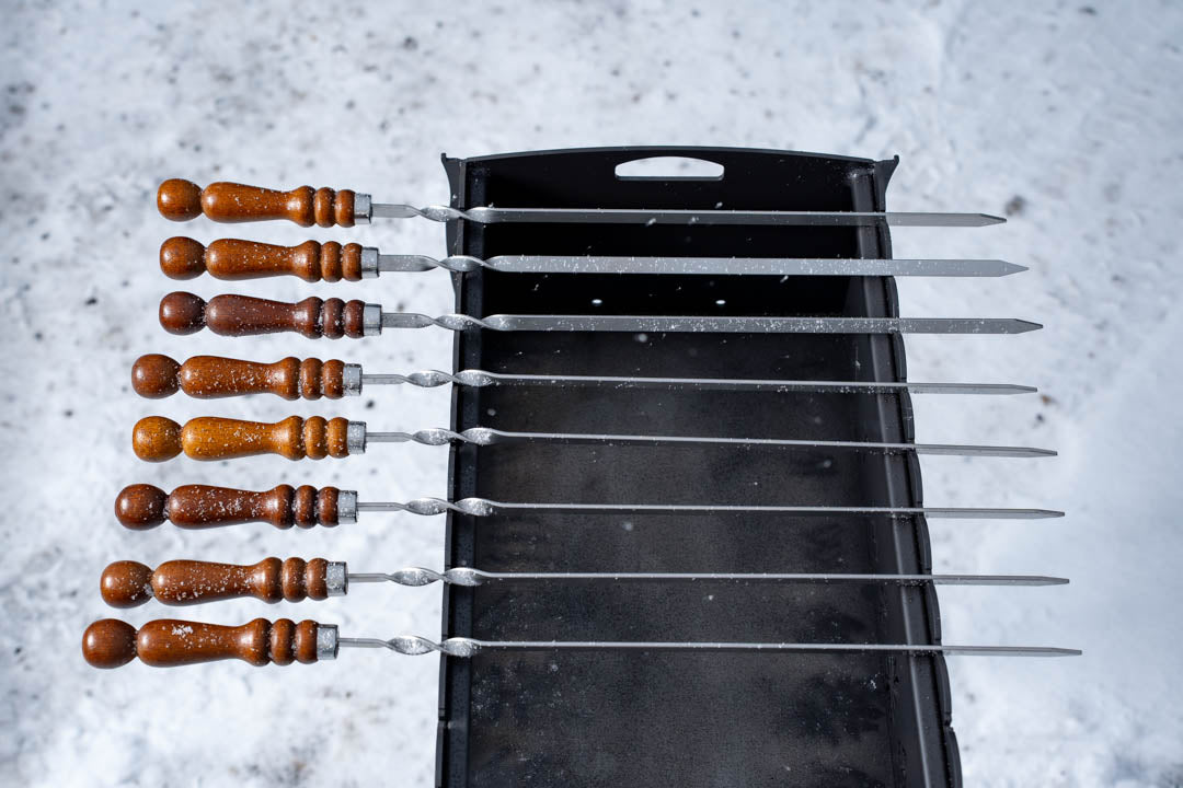 Iesmi ar koka rokturi (gab.)