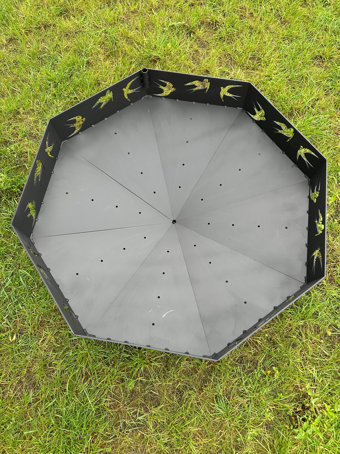 Ugunskura vieta “BEZDELĪGAS” 110cm