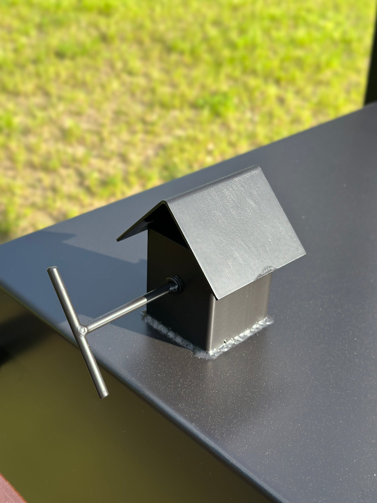 Stacionārais grils ar kurtuvi 100x40cm V1 ar kūpinātavas funkciju