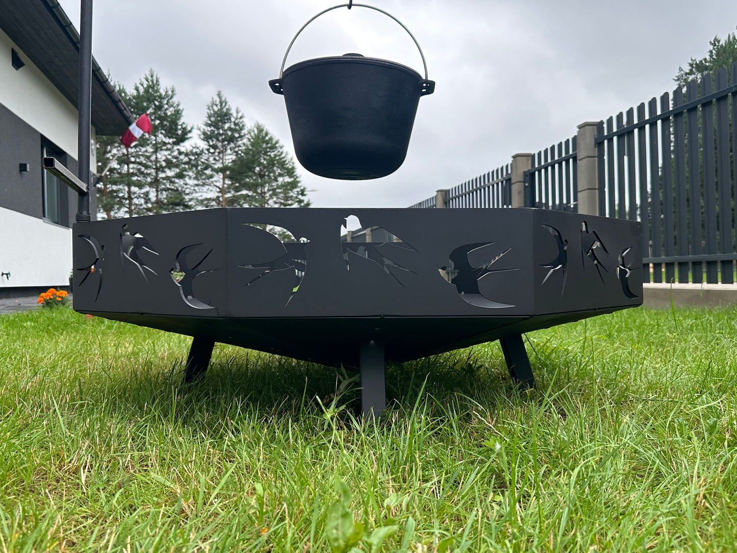 Ugunskura vieta “BEZDELĪGAS” 110cm