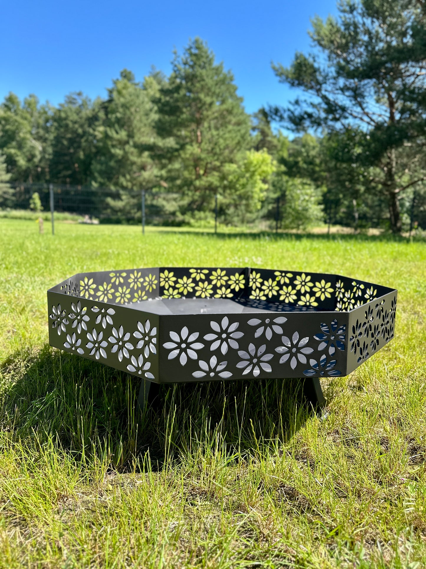 Ugunskura vieta “ZIEDI” 110cm