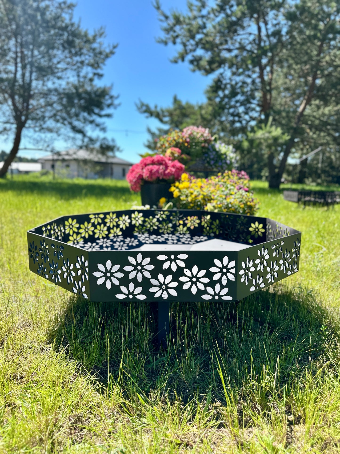 Ugunskura vieta “ZIEDI” 110cm