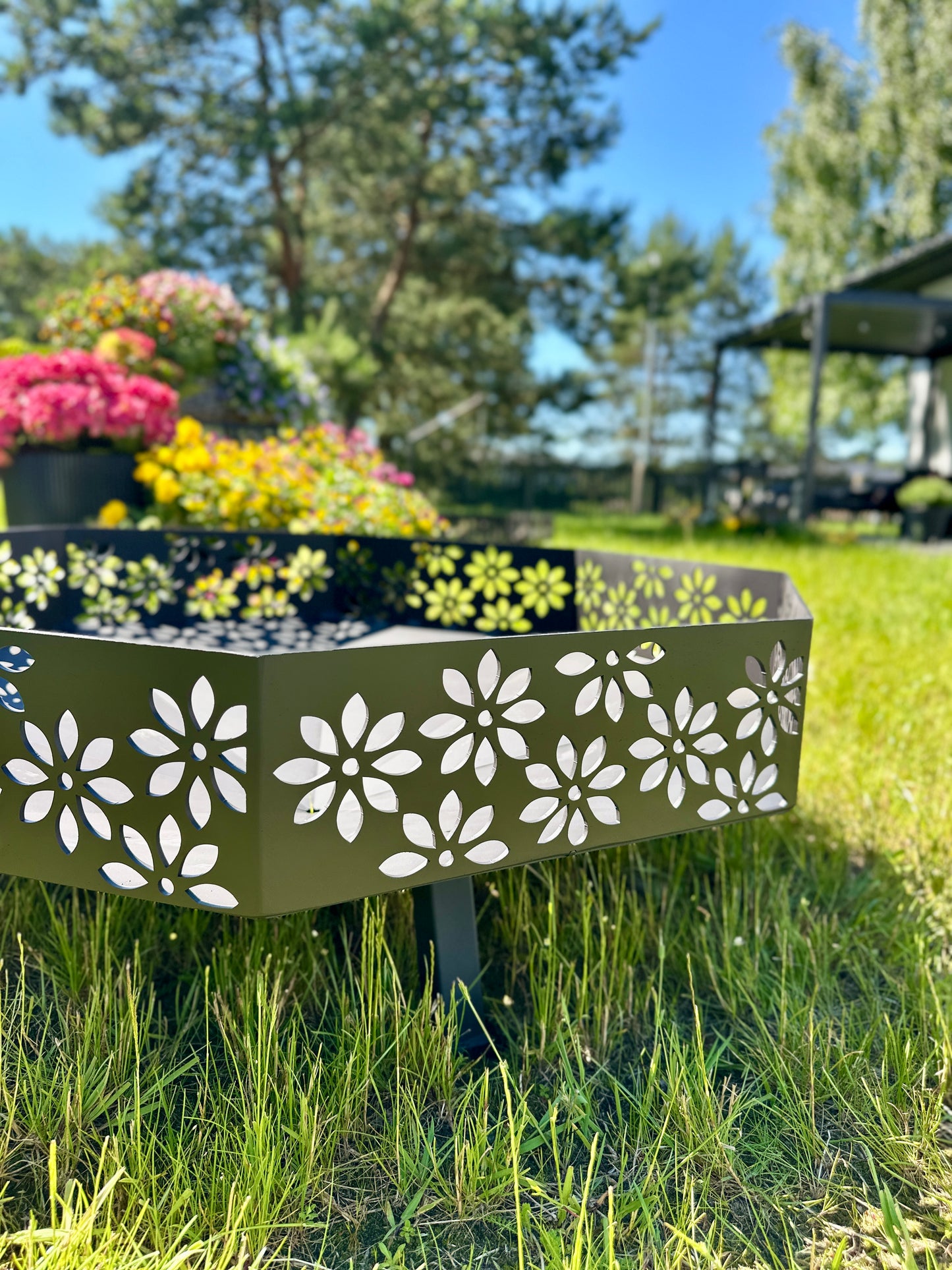 Ugunskura vieta “ZIEDI” 110cm